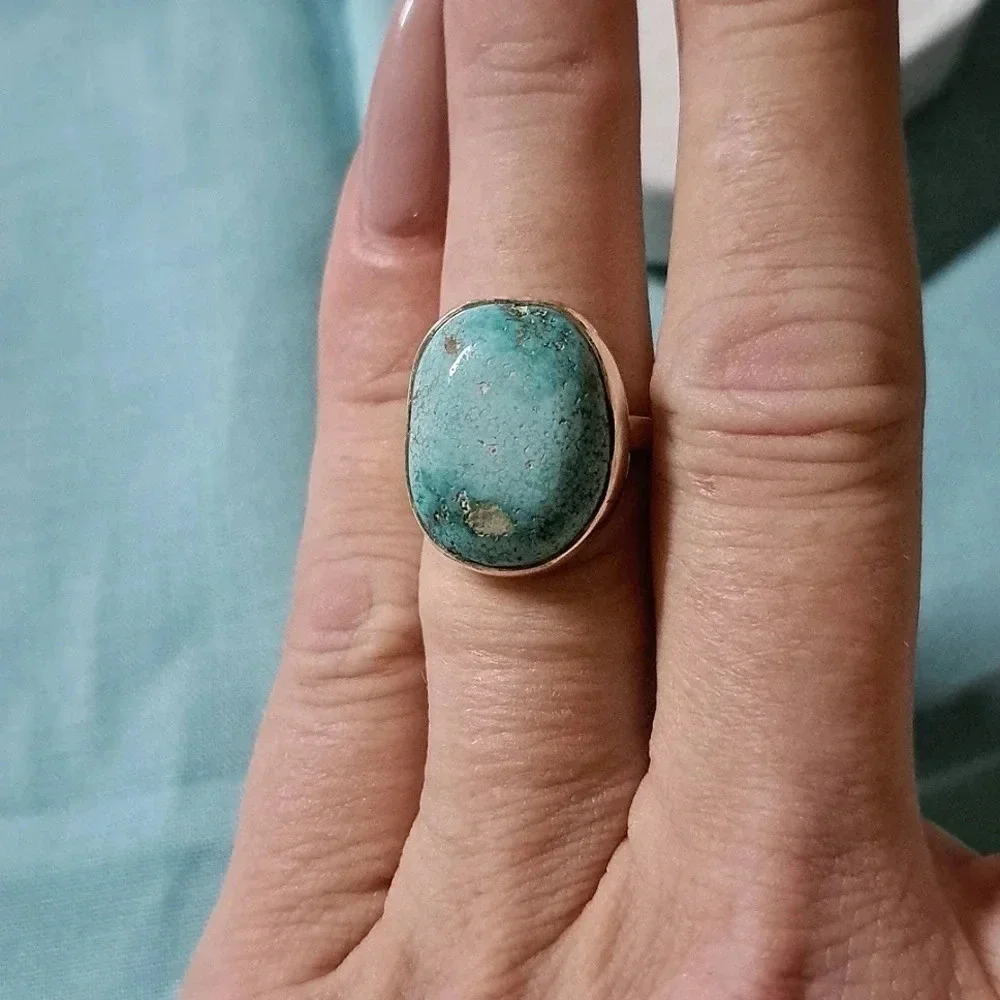 Large Sierra Nevada Turquoise Solitaire Ring In 925 Sterling Silver.